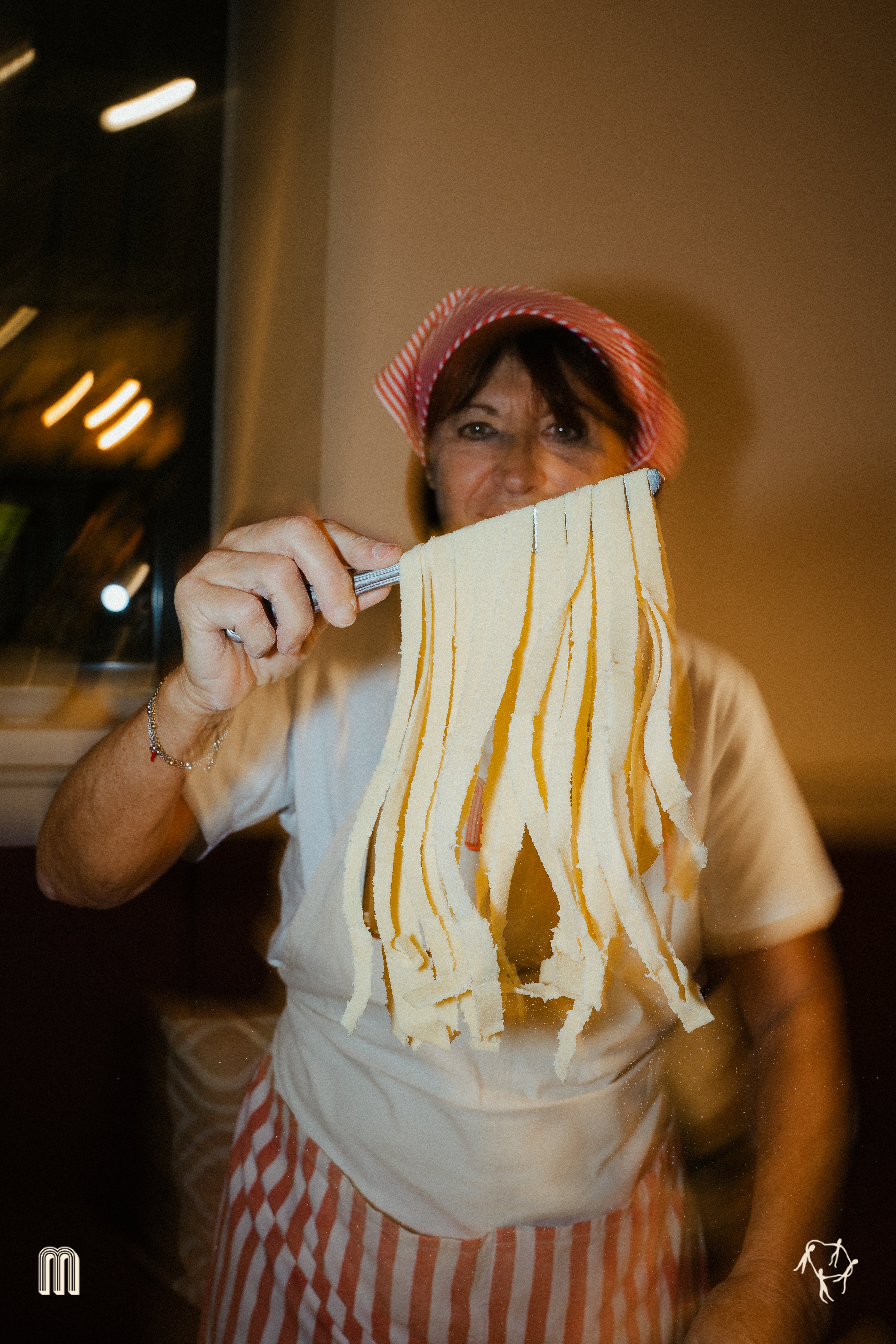 Mamam pastaia con tagliatelle